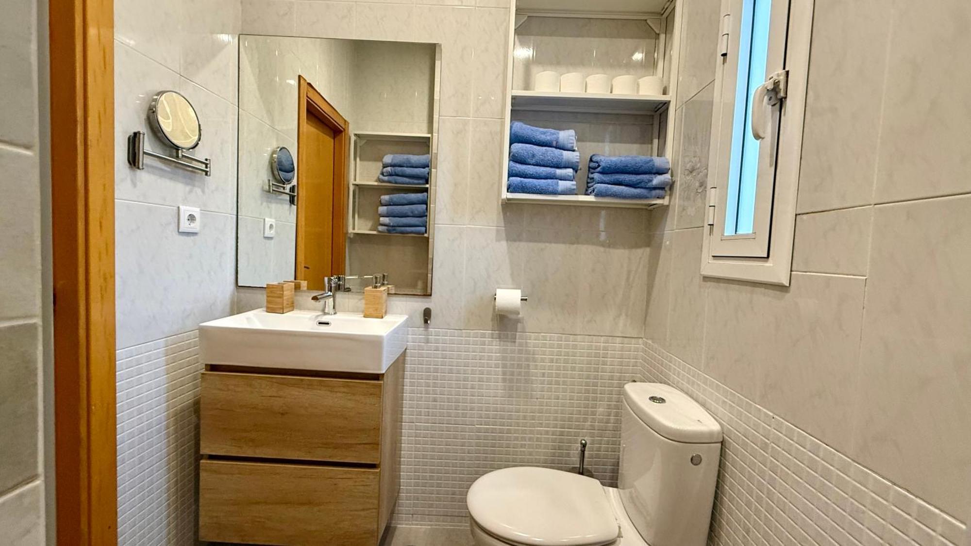 Apartamento Turistico Ciudad Jardin - Nervion. Sevilla Bagian luar foto